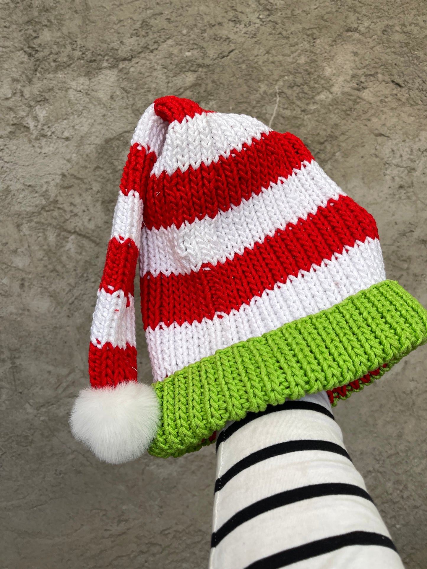 Gorro navideño tipo duende