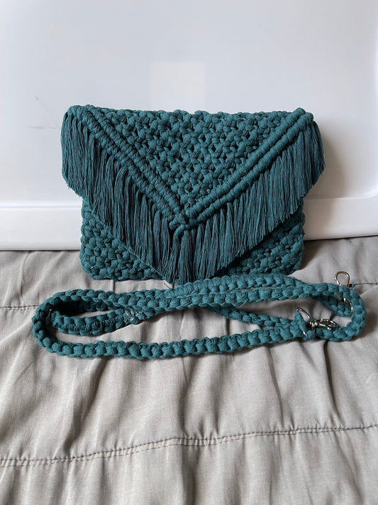 Bolsa tejida en Macramé (modelo 1)