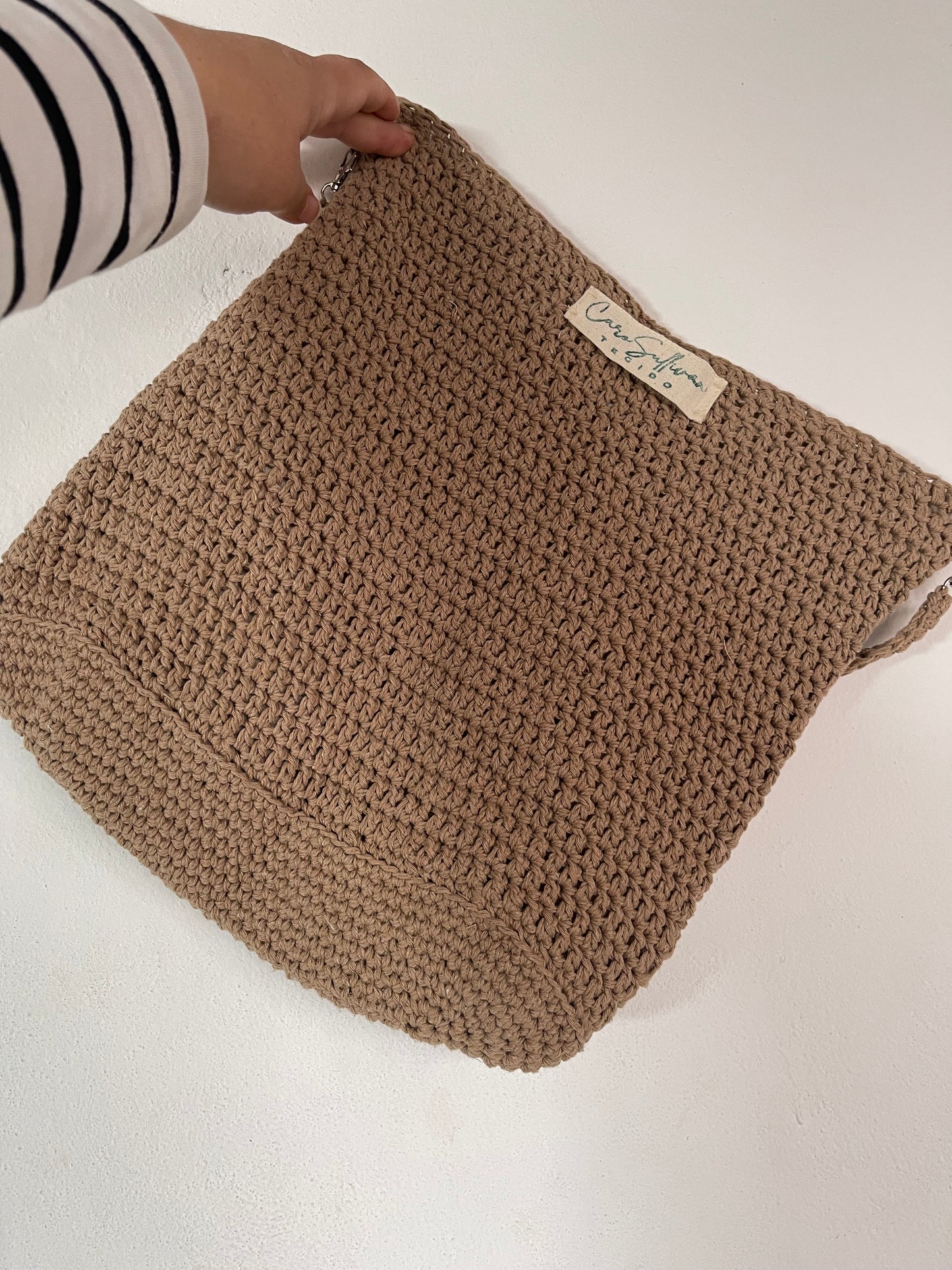 Bolsa tejida a crochet